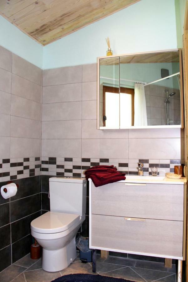 Gite Derrière les Oliviers -Le Mas de la Cigale Bleue Caumont-sur-Durance Extérieur photo